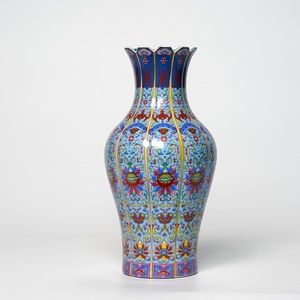 The enamel vase,beautiful pattern,exquisite